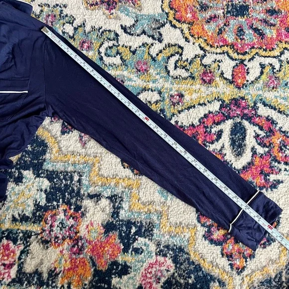 UGG Long Sleeve Pajama Sleep Top Size Medium - Picture 5 of 8